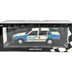 Volvo 740 GL - Svensk Polisbil - 1976 - Minichamps - 1:18