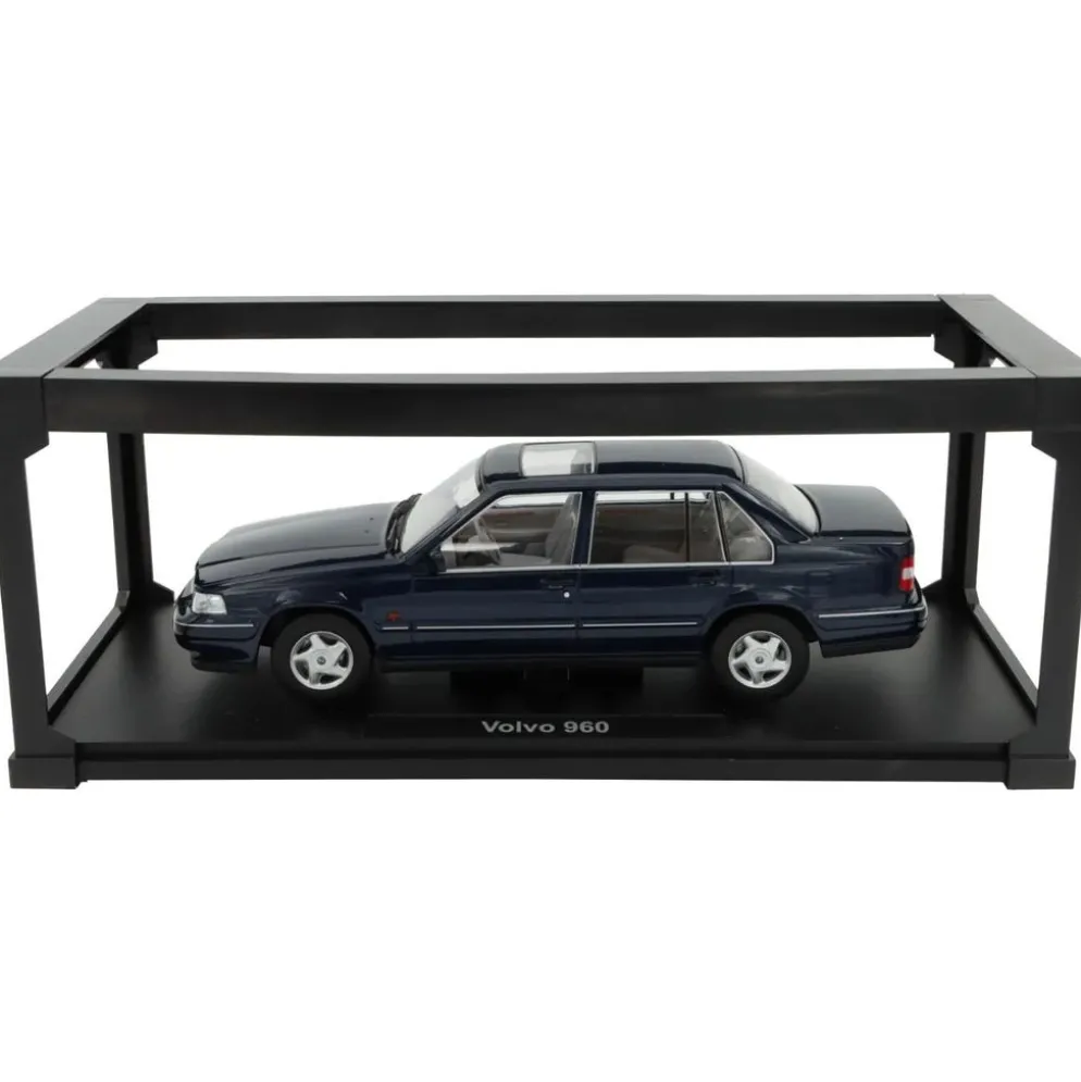Volvo 960 - 1996 - Mörkblå - Triple9 Collection - 1:18
