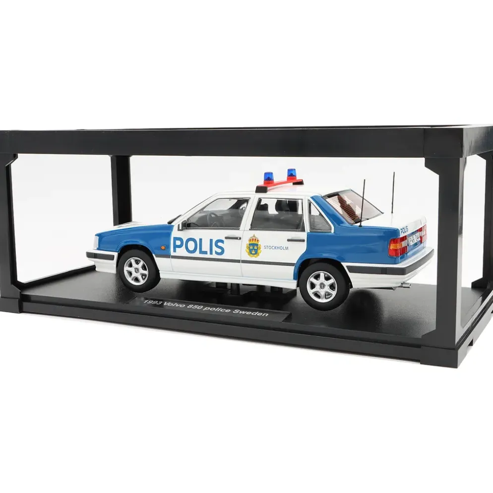 Volvo 850 - Polis Stockholm - Triple9 Collection - 1:18