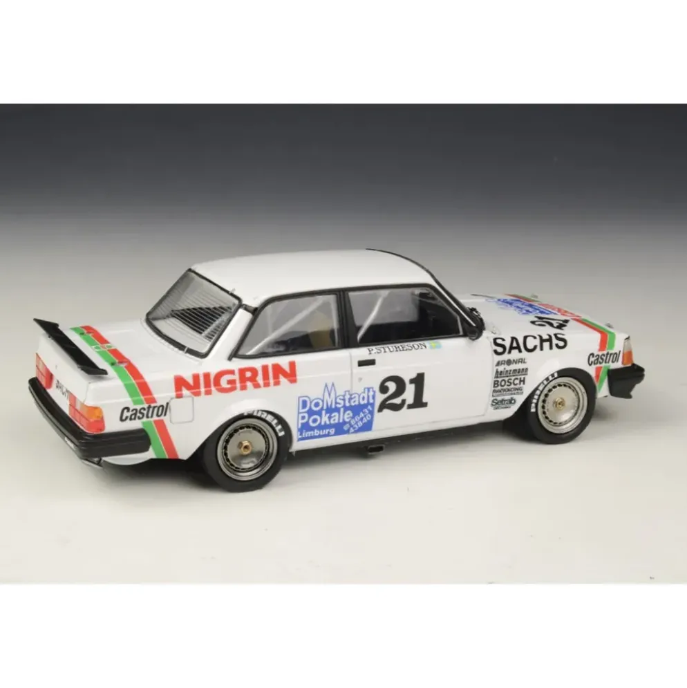 Volvo 240 Turbo DTM 85 Champion - Byggmodell - Beemax - 1:24
