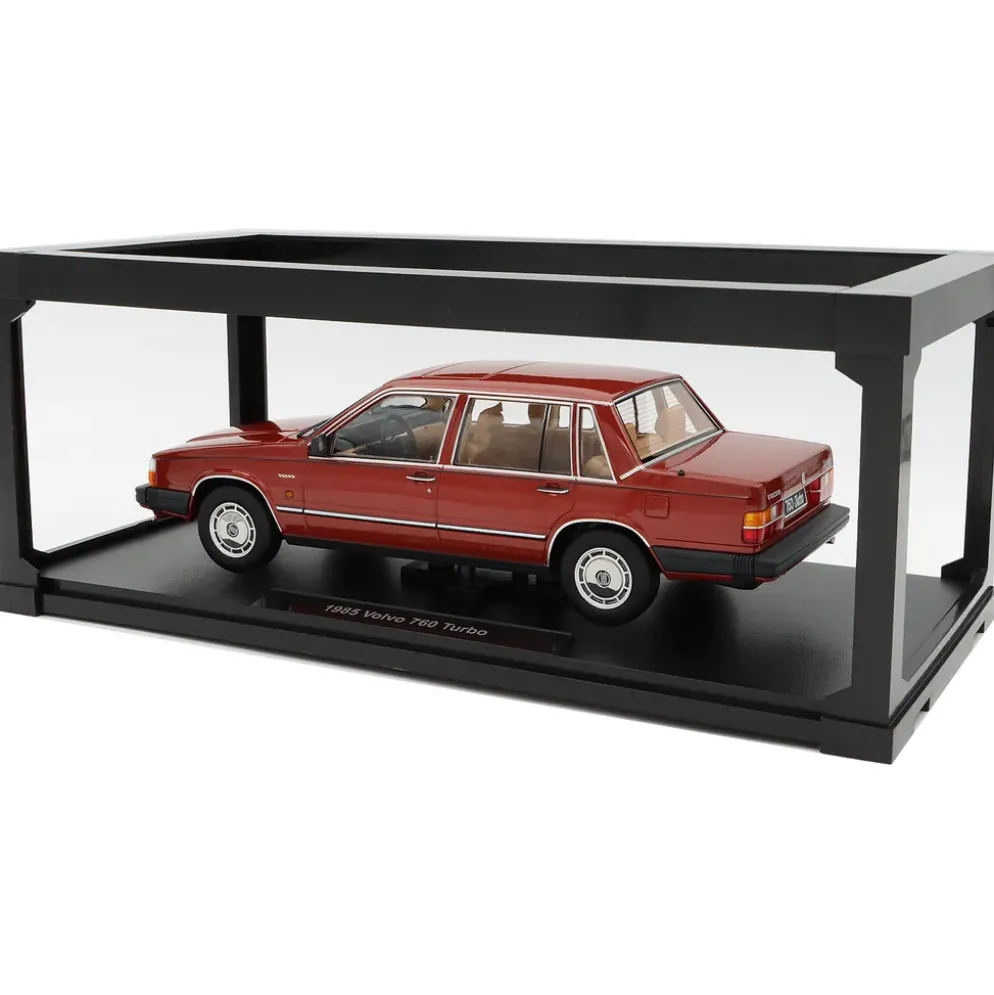 Volvo 760 Turbo - 1985 - Mörkröd - Triple9 Collection - 1:18