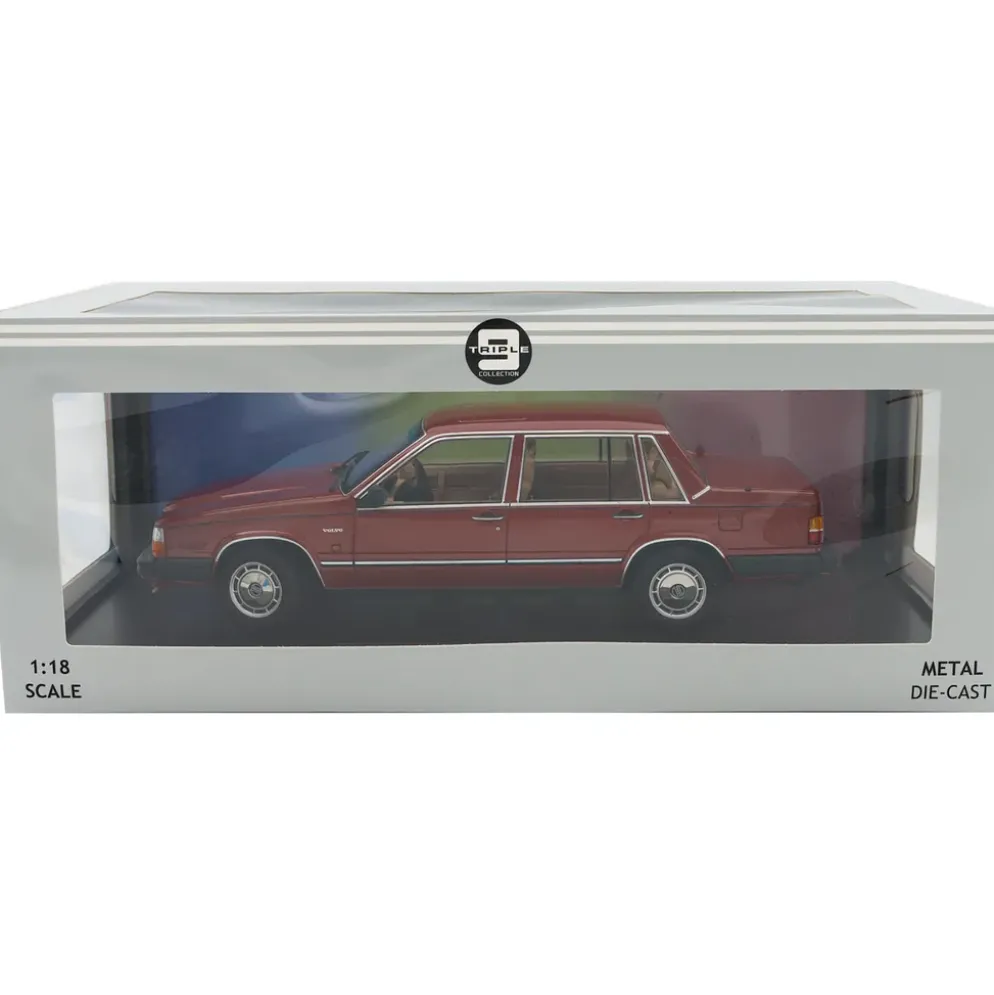Volvo 760 Turbo - 1985 - Mörkröd - Triple9 Collection - 1:18