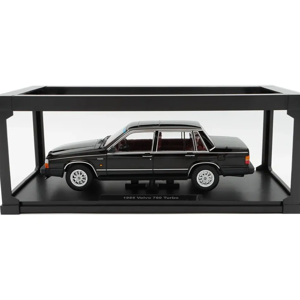 Volvo 760 Turbo - 1985 - Svart - Triple9 Collection - 1:18