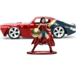 Wonder Woman & 1972 Pontiac Firebird - Jada Toys - 1:32
